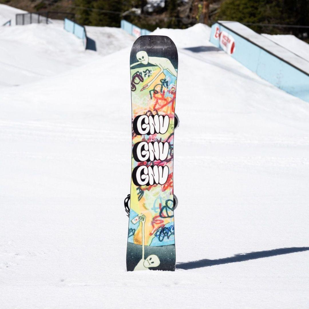 GNU C Money Snowboard 2026